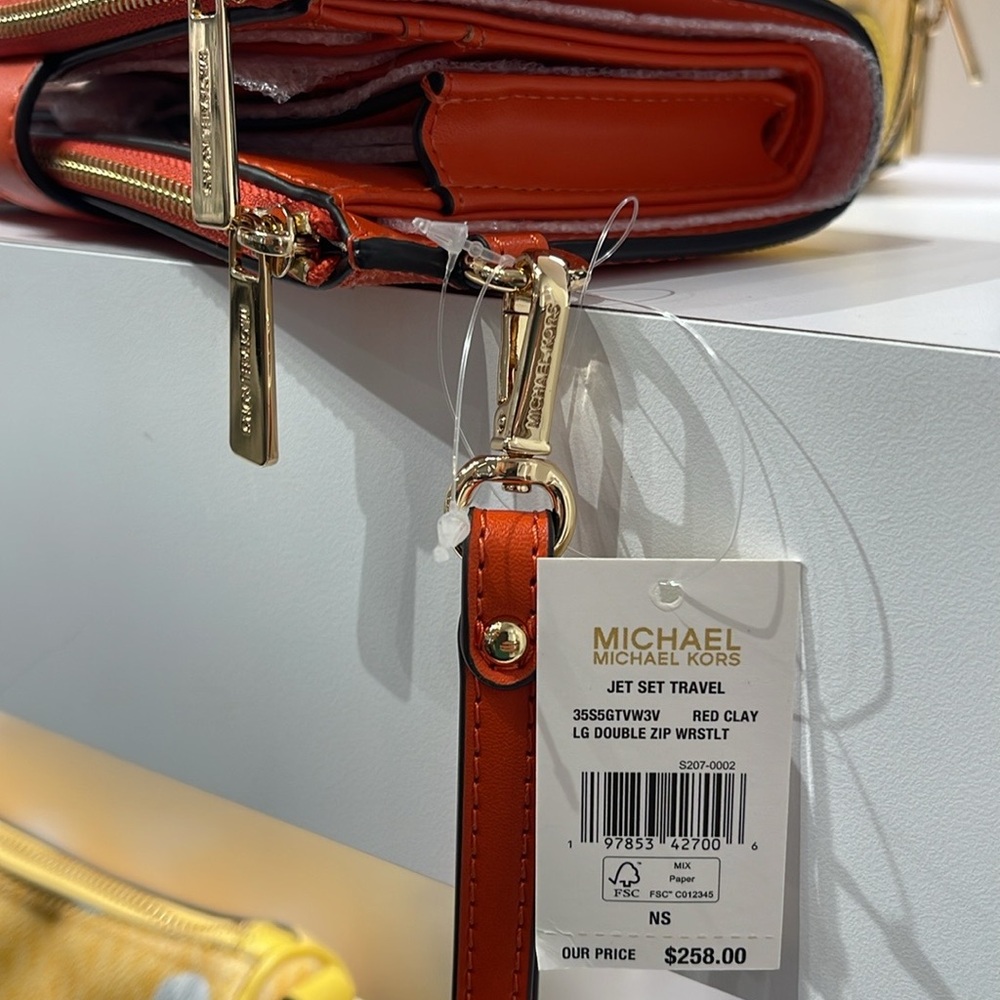 Michael Kors Jet Set Large Ombré Signature Logo Wristlet Smartphone Holder Wall - Picture 14 of 16